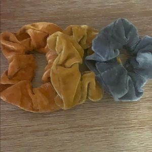 Pack of 3 fall color scrunchies